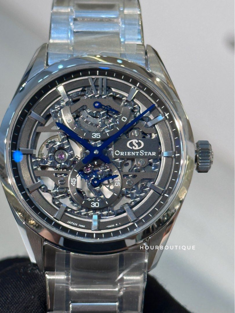 Mechanical wind up watch hot sale