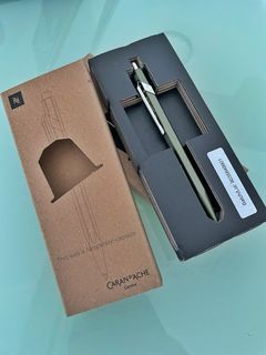 （分類：）位於 。 由 glassgrass 提交（商品編號 1266837292，圖片 1）。簡介： 。