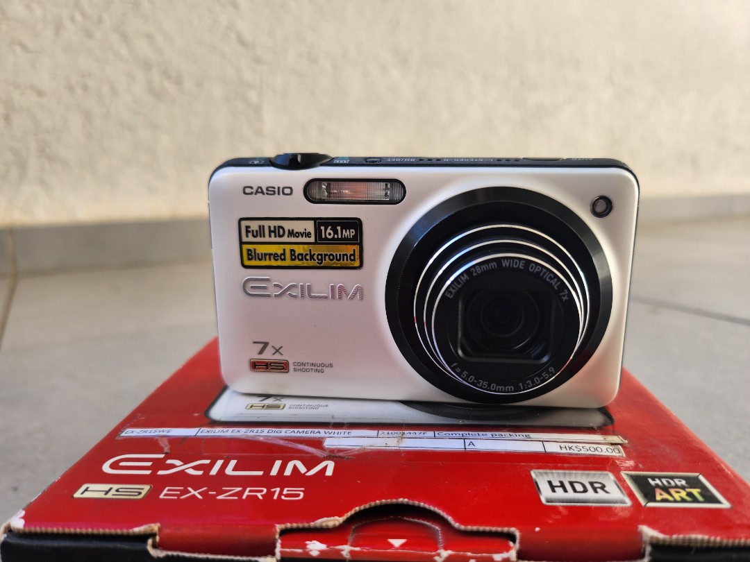 大特価得価CASIO EX-ZR15(中古品) デジタルカメラ