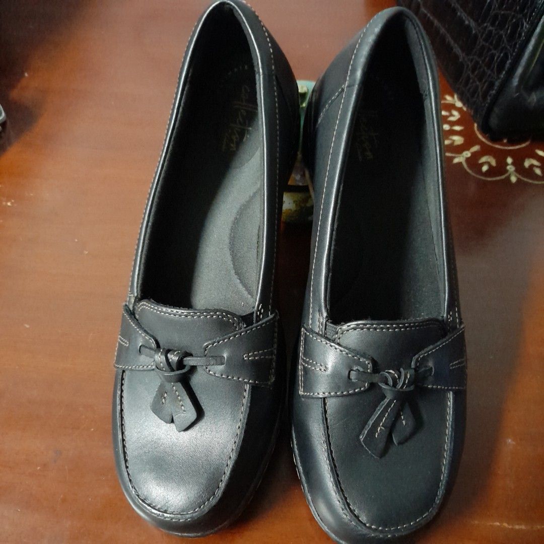 Unused Clarks black shoes size 10W