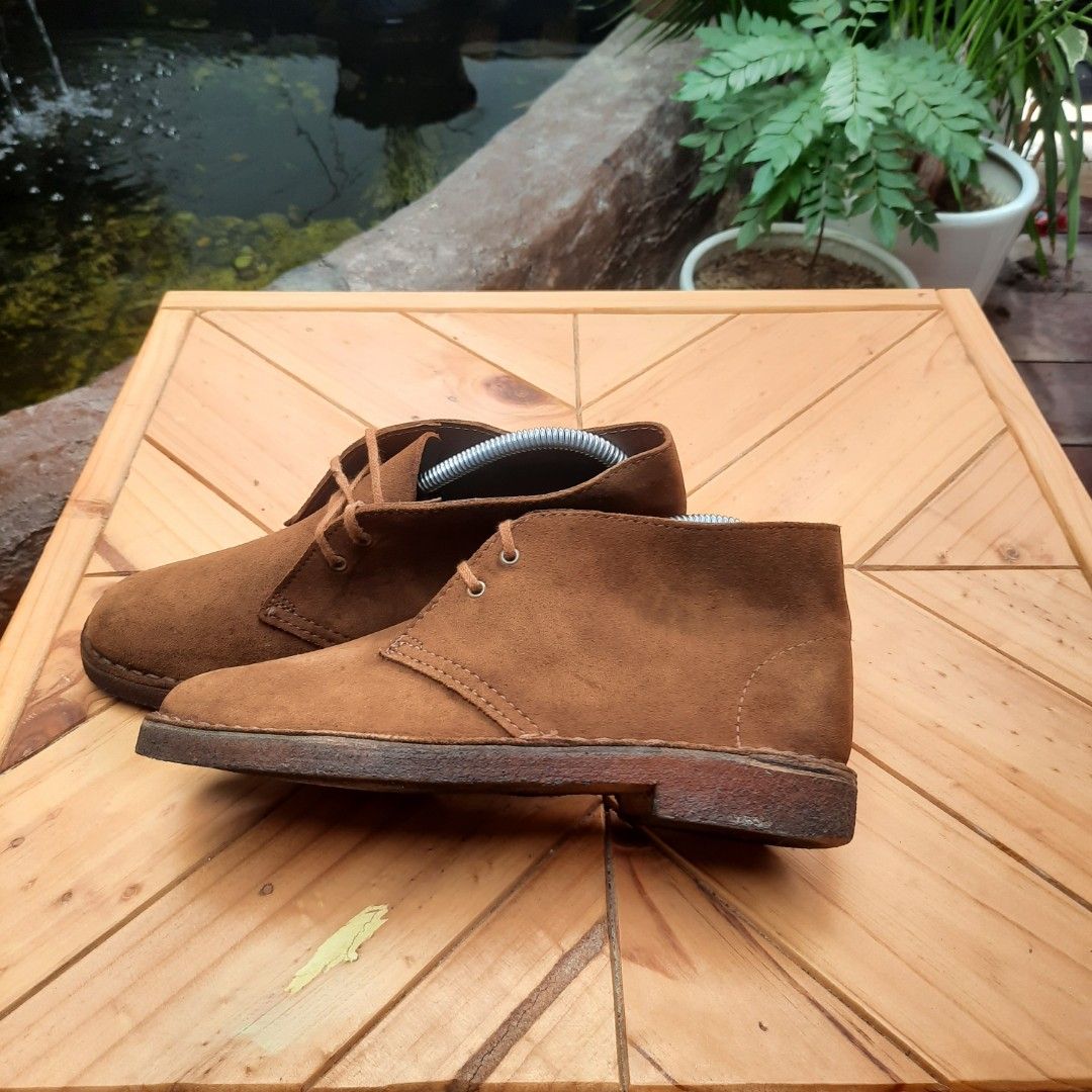 Clarks desert store boot brown suede