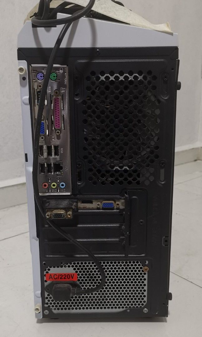 Used Computer Chassis Computer Case, Computers & Tech, Desktops on Carousell