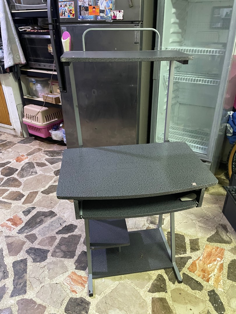 Computer Table, Furniture & Home Living, Office Furniture & Fixtures on ...