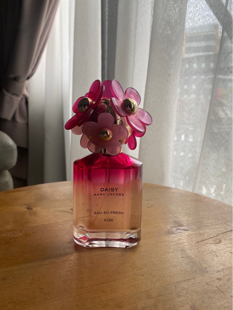 Decants Marc Jacobs Daisy Eau So Fresh Kiss EDT Beauty Personal Care Fragrance Deodorants on Carousell