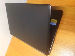(Category: ) located in . Submitted by agradelaptops (Listing ID 1267000463, Image 1). Description: .