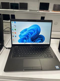 Dell Look like Brand New condition laptop with until April 2024 Dell warranty available
