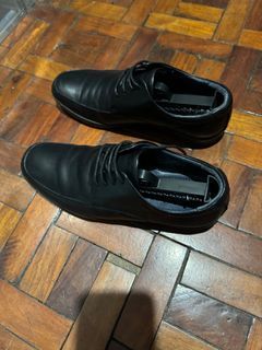 Figlia Oumo Dress Shoes (40)