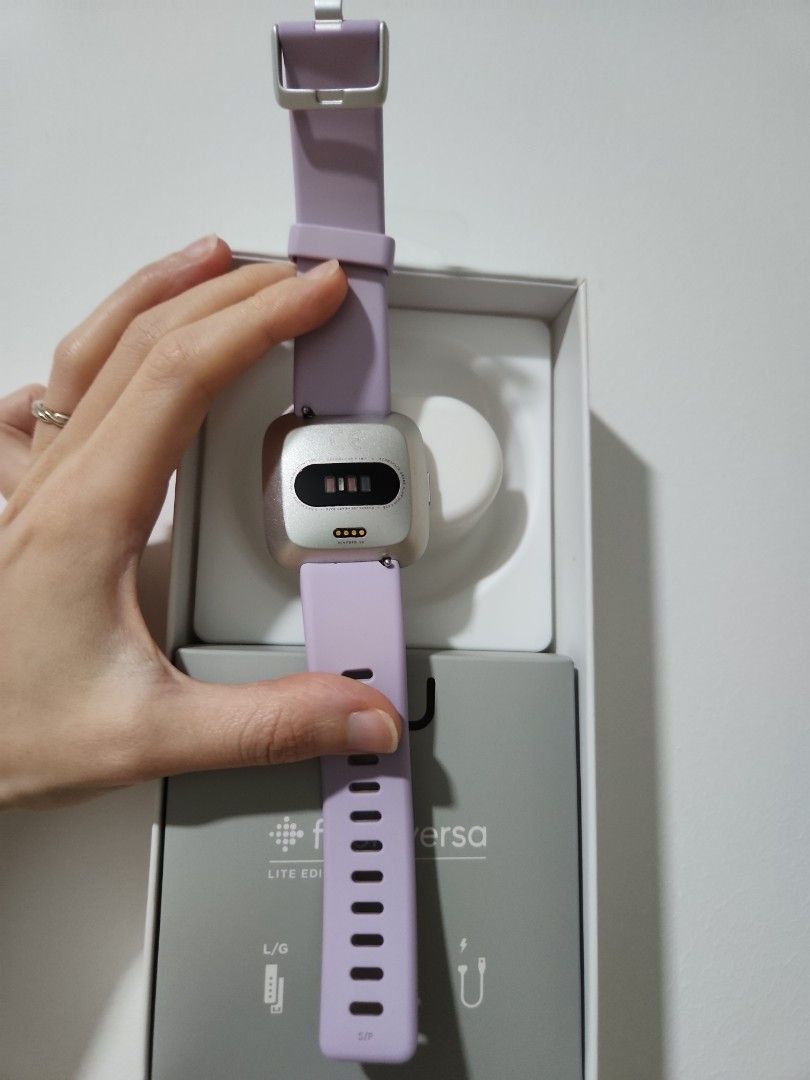 Fitbit versa clearance lite purple