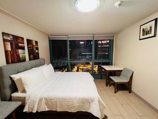 For rent 1 bedroom at BGC One Uptown Residence