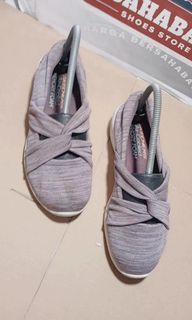 (Kategori: ) berada di . Dikirim oleh flyshoes21 (ID iklan 1266860262, Gambar 1). Deskripsi: .