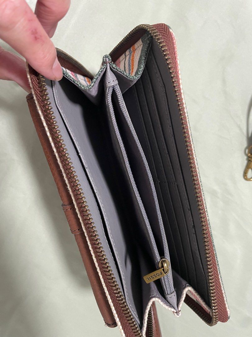 Fossil new arrivals wallet bag