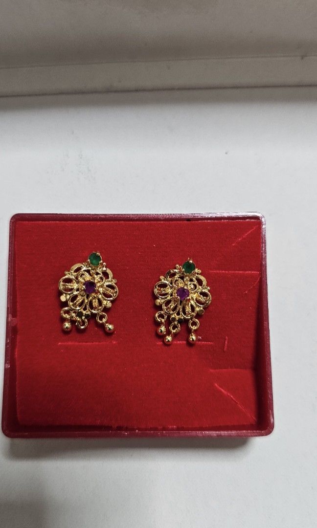 Gold fashion hotsell earrings