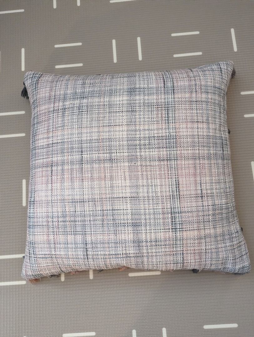 Pink and grey cushions hotsell next
