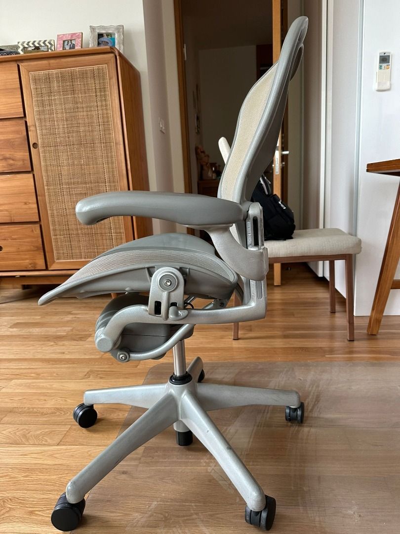 Herman miller aeron 2015 2025