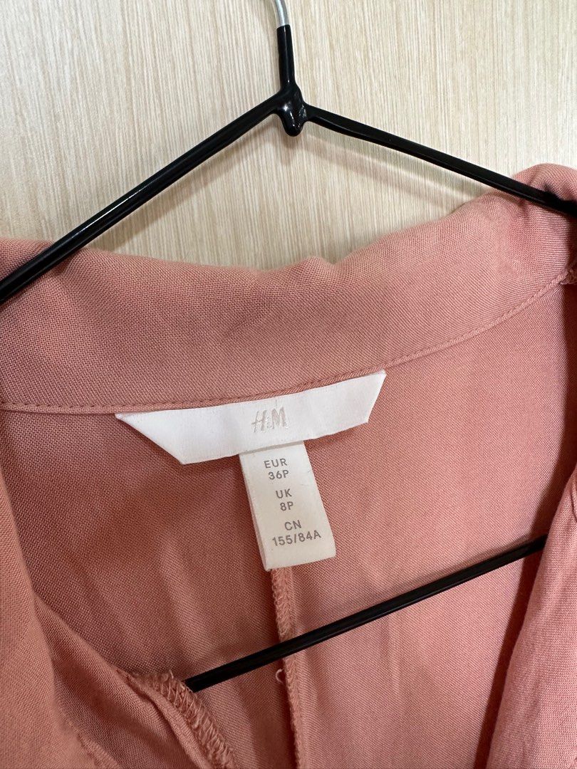 h&m polo dress (Category: Dresses) located in Pasig City. Submitted by danda24 (Listing ID 1266890868, Image 2). Description: used only once.