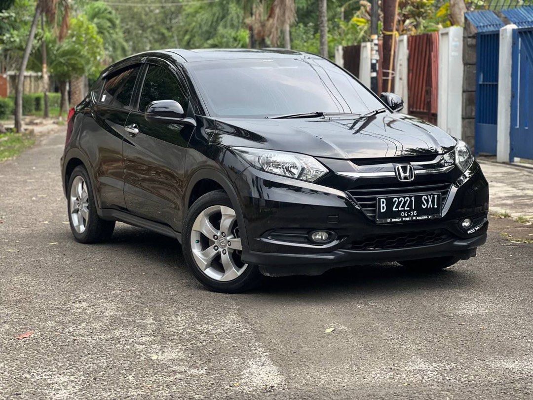 Honda HR V E CVT 2016 DP 5 JUTA Mobil Motor Mobil untuk Dijual di Carousell