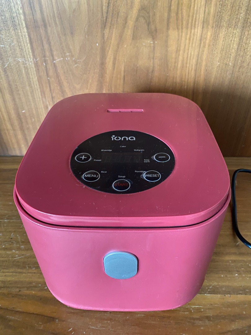 IONA 1.0L Digital Rice Cooker Red, TV & Home Appliances, Kitchen Appliances, Cookers on Carousell