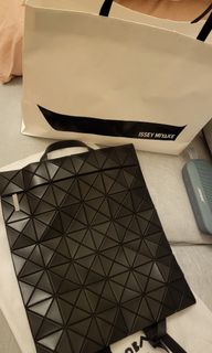 （分類：）位於 。 由 luxury_chic_babe 提交（商品編號 1266920853，圖片 1）。簡介： 。