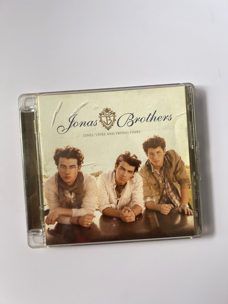 Jonas Brothers Lines, Vines, and Trying Times CD 2009, Hobbies