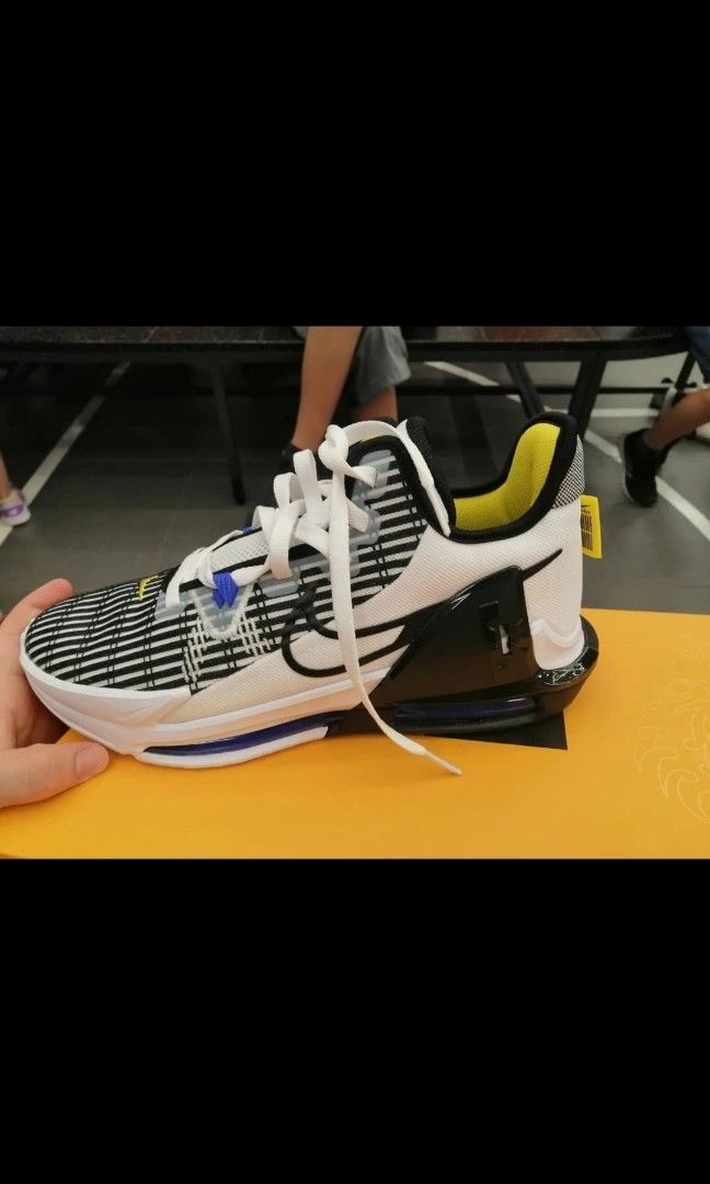 Lebron james witness new arrivals 2 shoes