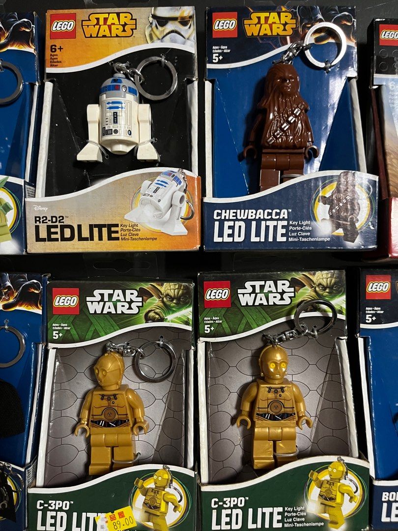 11 pieces Lego Star Wars character key chains. With LED lights ...
