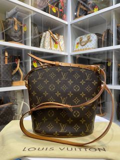 Preloved Louis Vuitton Monogram Jacquard Denim Loop Bag 248K873 070523 –  KimmieBBags LLC