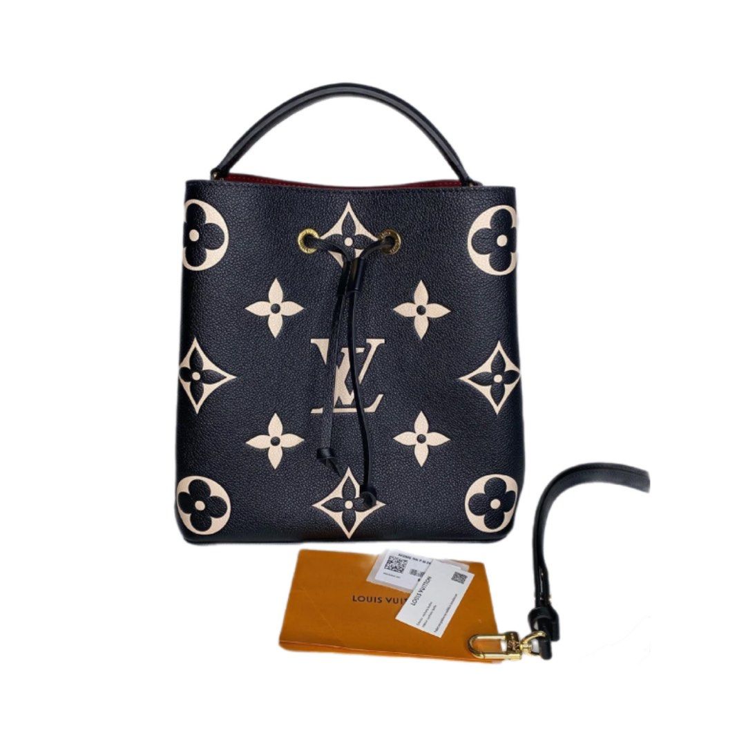 Louis Vuitton Neonoe, Luxury, Bags & Wallets on Carousell