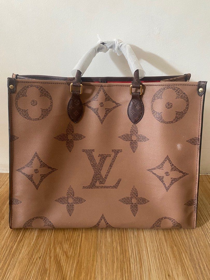 Louis Vuitton Tote Bag Epi Russac Black M52284, Luxury, Bags & Wallets on  Carousell