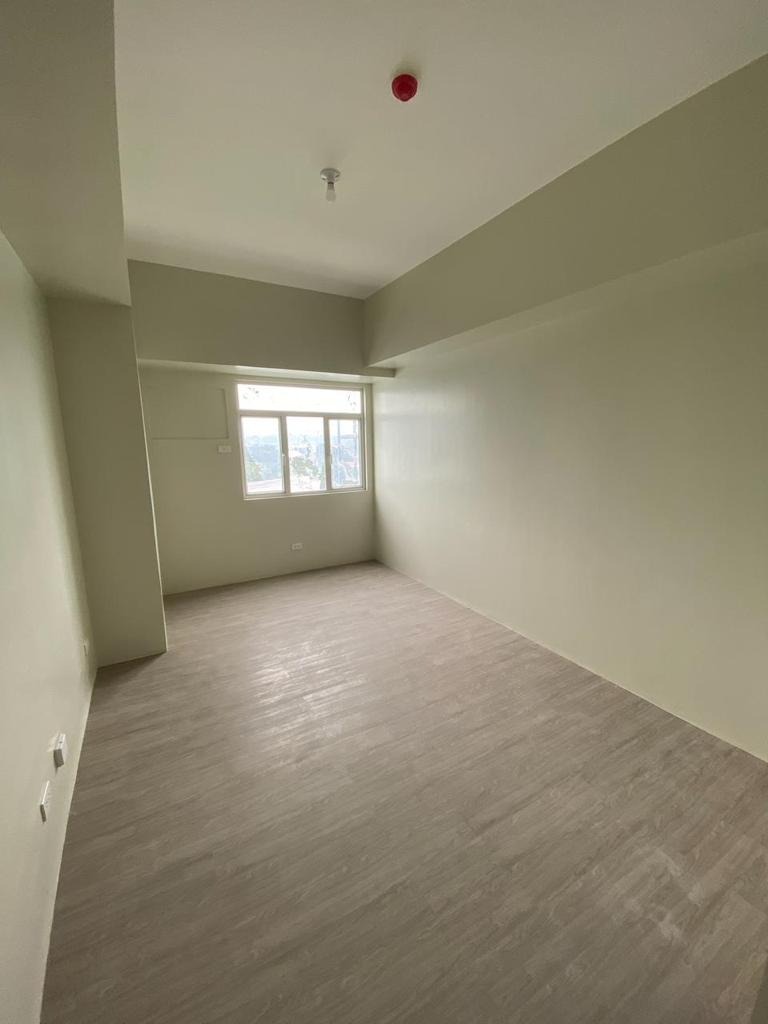 (Category: ) located in . Submitted by REMAXCapital (Listing ID 1266821722, Image 1). Description: .