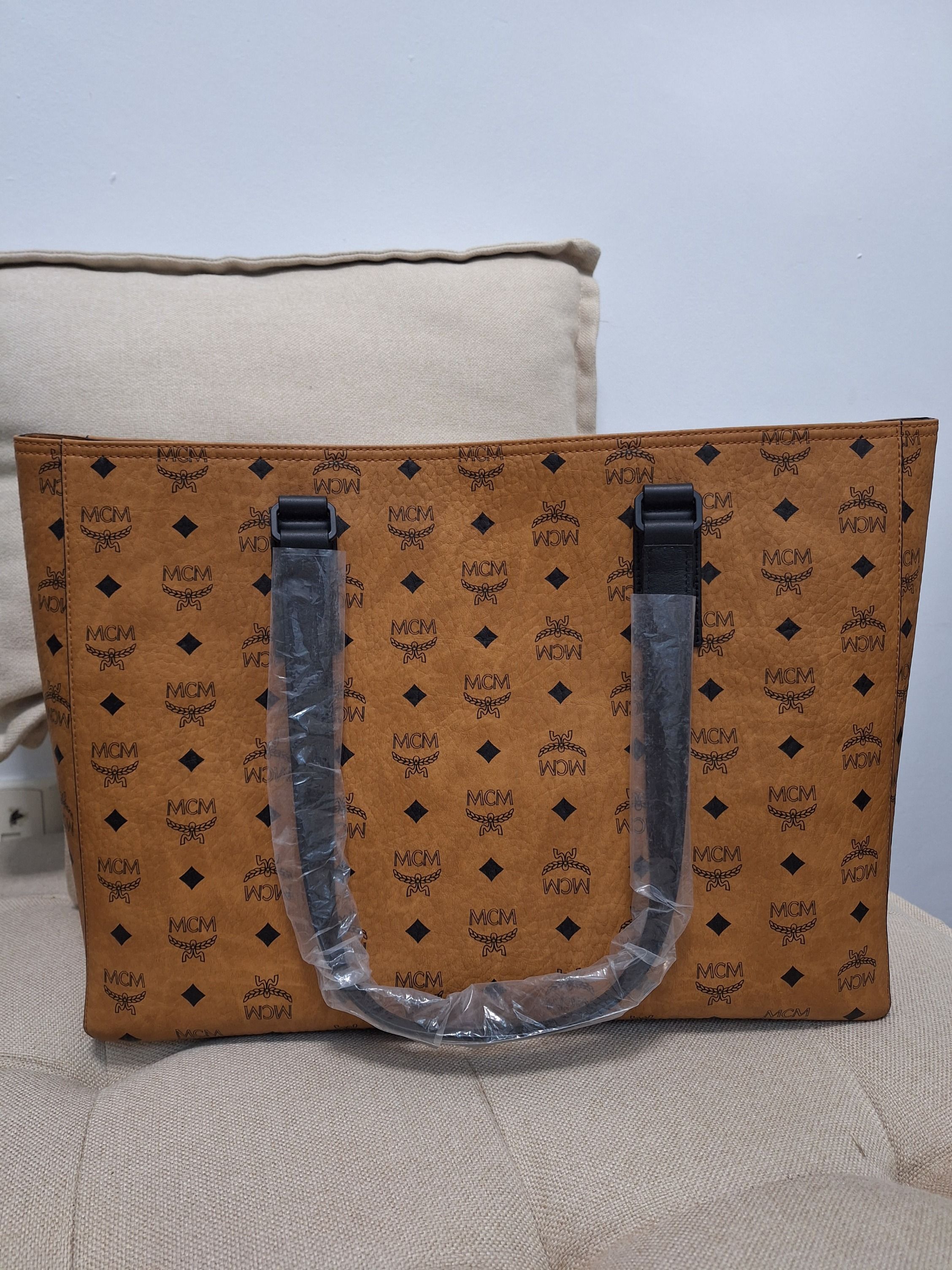 Mcm bag large tote shop