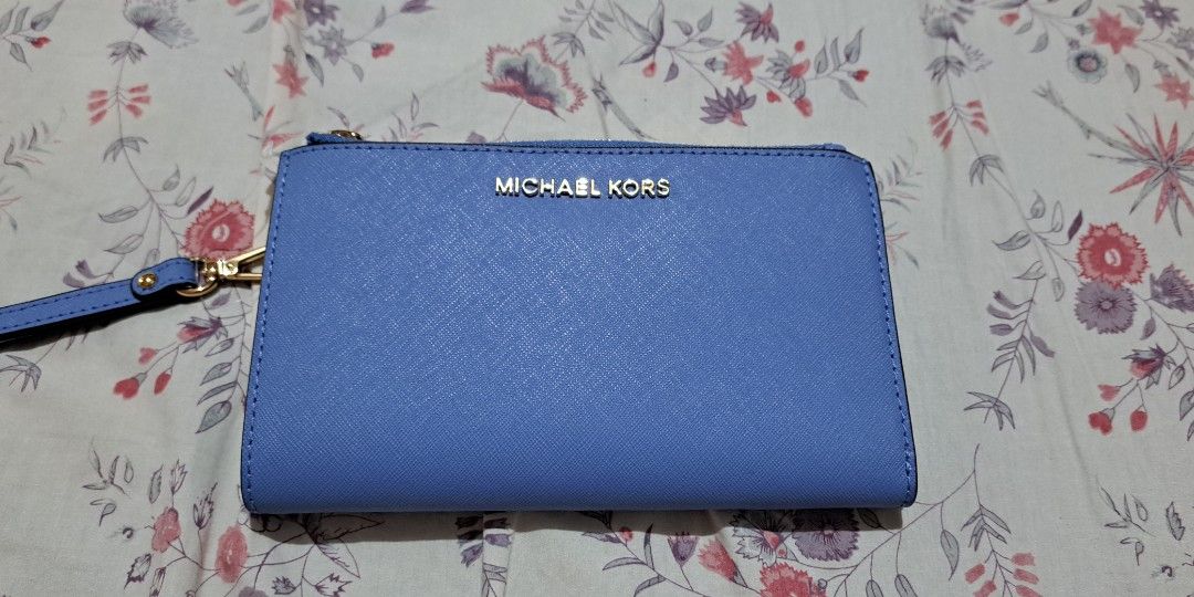 Michael Kors wallet, Women's Fashion, Bags & Wallets, Wallets & Card ...