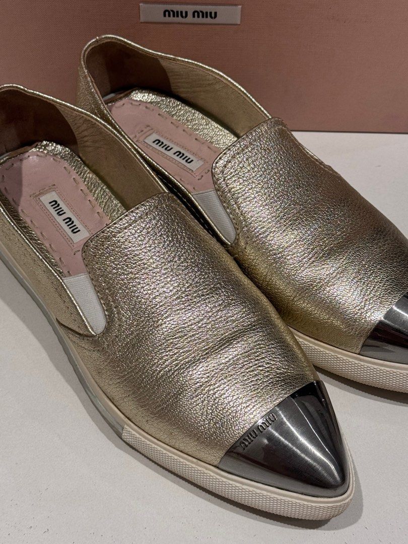 Pointed toe 2025 sneakers leather