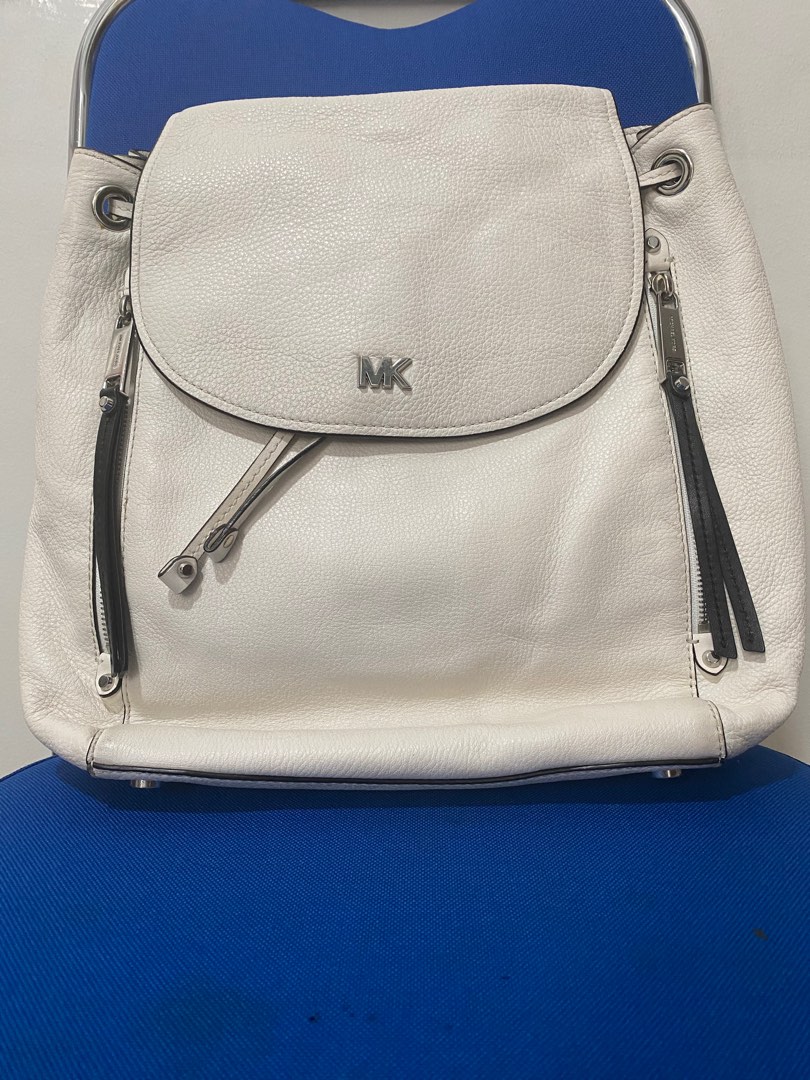 MK Evie Backpack Fesyen Wanita Tas Dompet di Carousell