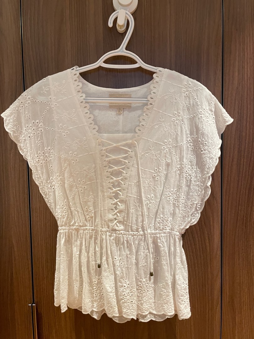 Moon River Eyelet top, Women's Fashion, Tops, Blouses on Carousell
