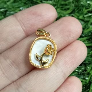 Mother Of Pearl Pendant