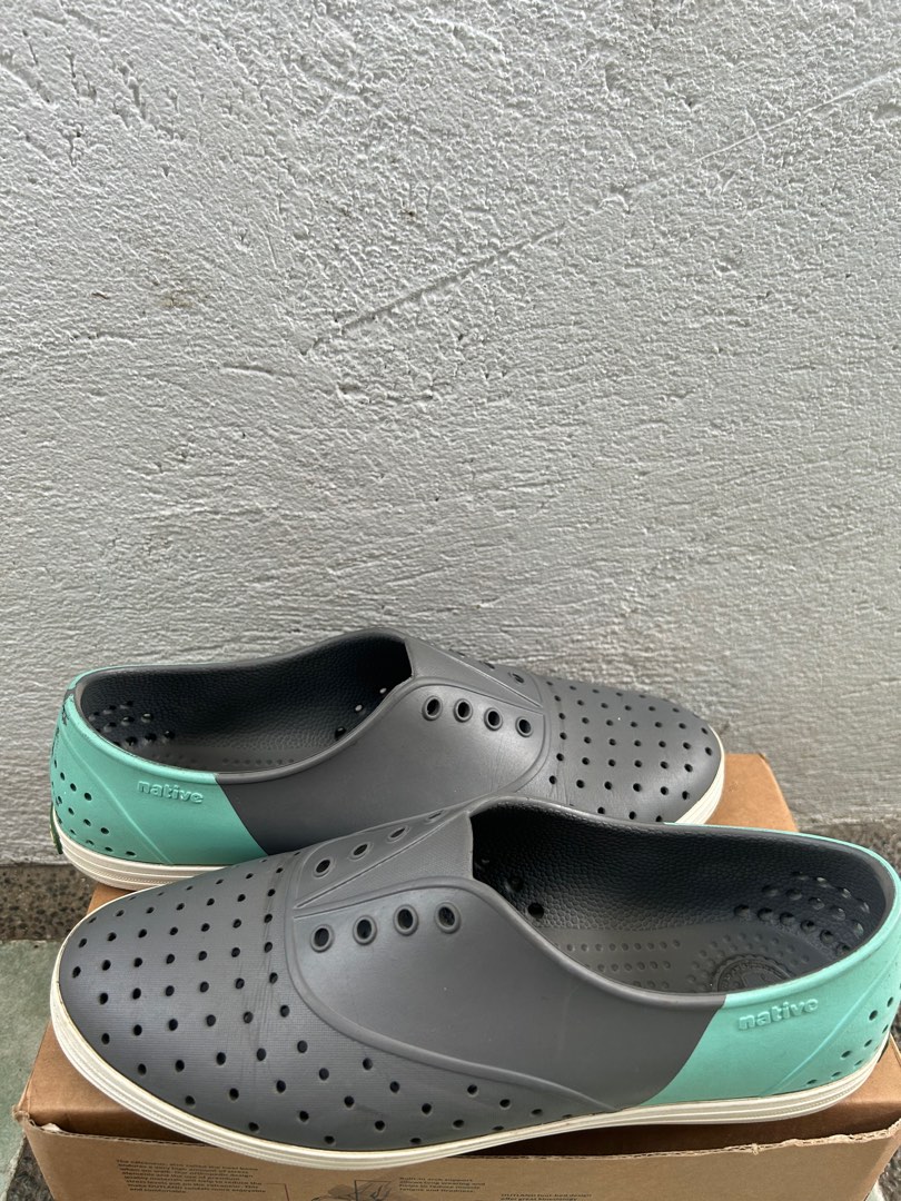 Native Shoes, Women's Fashion, Footwear, Flats & Sandals on Carousell