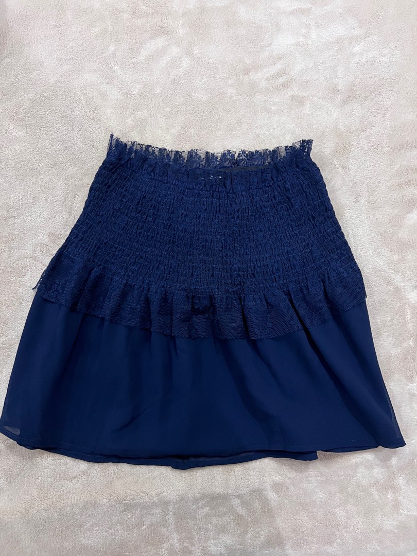 Navy blue tube lace top, Women's Fashion, Tops, Others Tops on Carousell