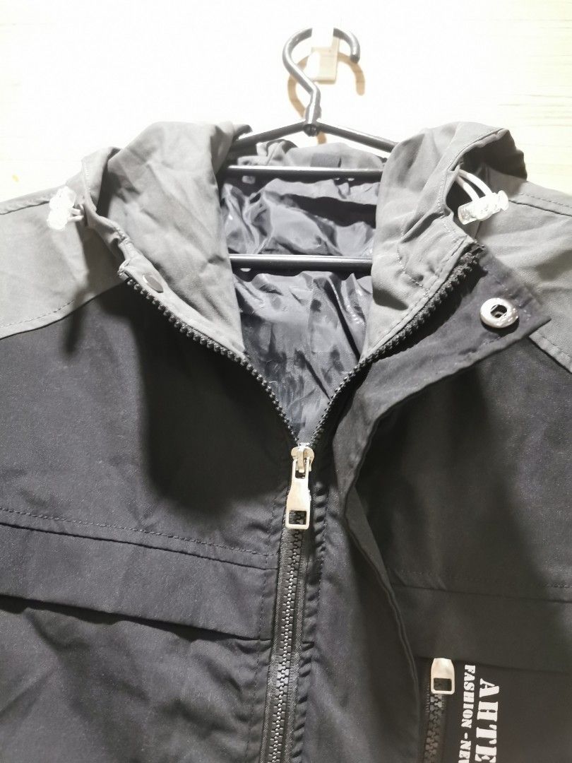 New windbreakers top