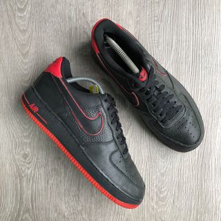 (Category: ) located in . Submitted by rowang_bundle.sneakers (Listing ID 1266921792, Image 1). Description: .