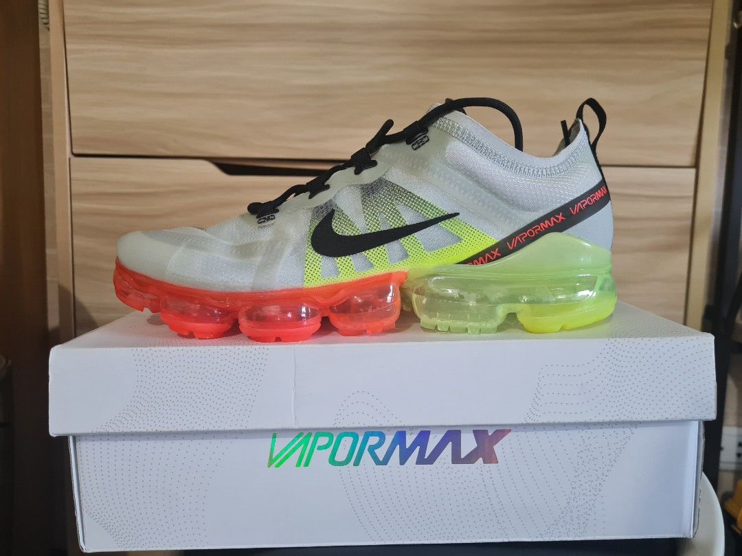 Nike vapormax sale 2019 neon