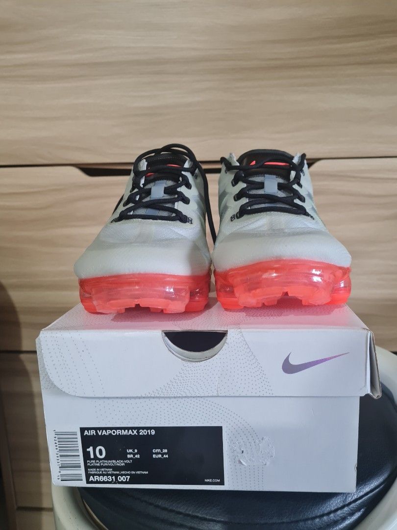 Air vapormax store 2019 pure platinum/black/volt