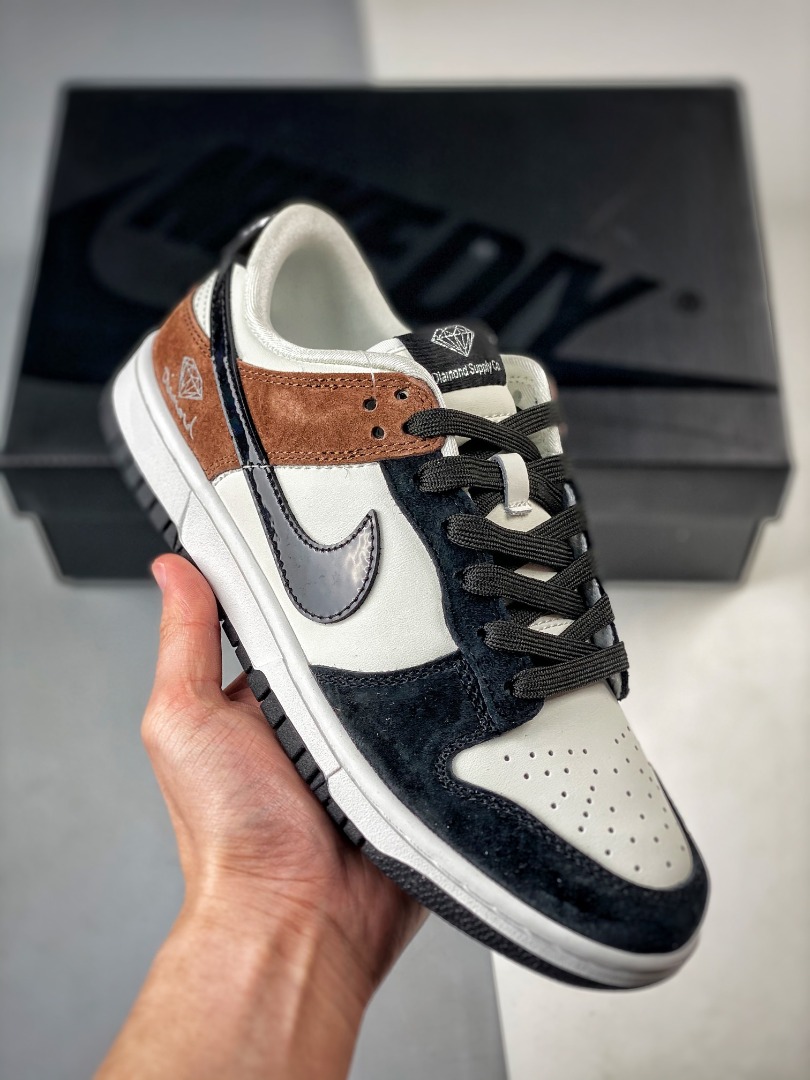 which stores sell nike sb dunks