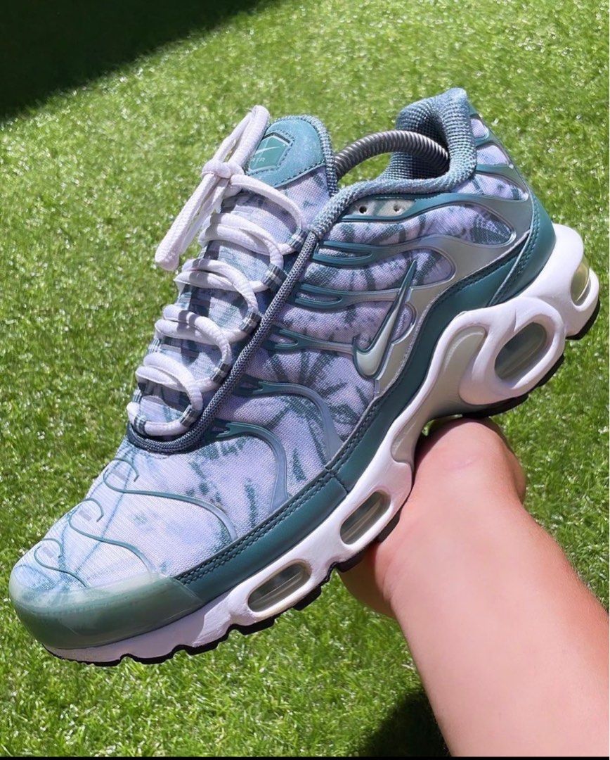 Nike tn light palm Men s Fashion Footwear on Carousell