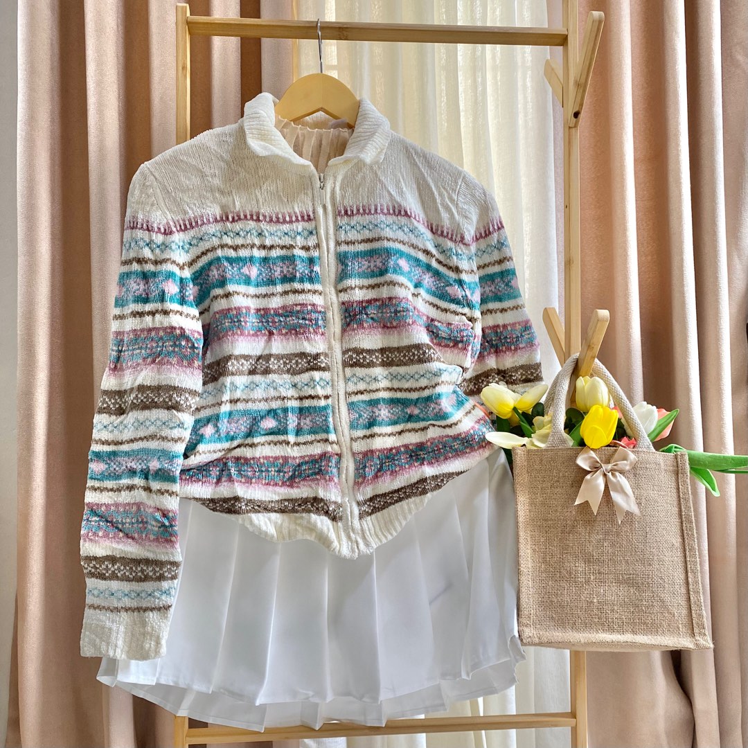 PASTEL CHRISTMAS KNITTED JACKET, Women's Fashion, Coats, Jackets and