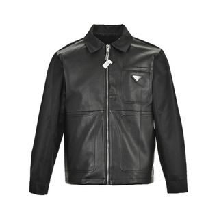 義大利著名時尚奢侈品牌PRADA普拉達黑色口袋真皮立領夾克外套 代購服務