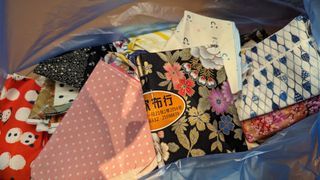 Random cloths - 2 bags