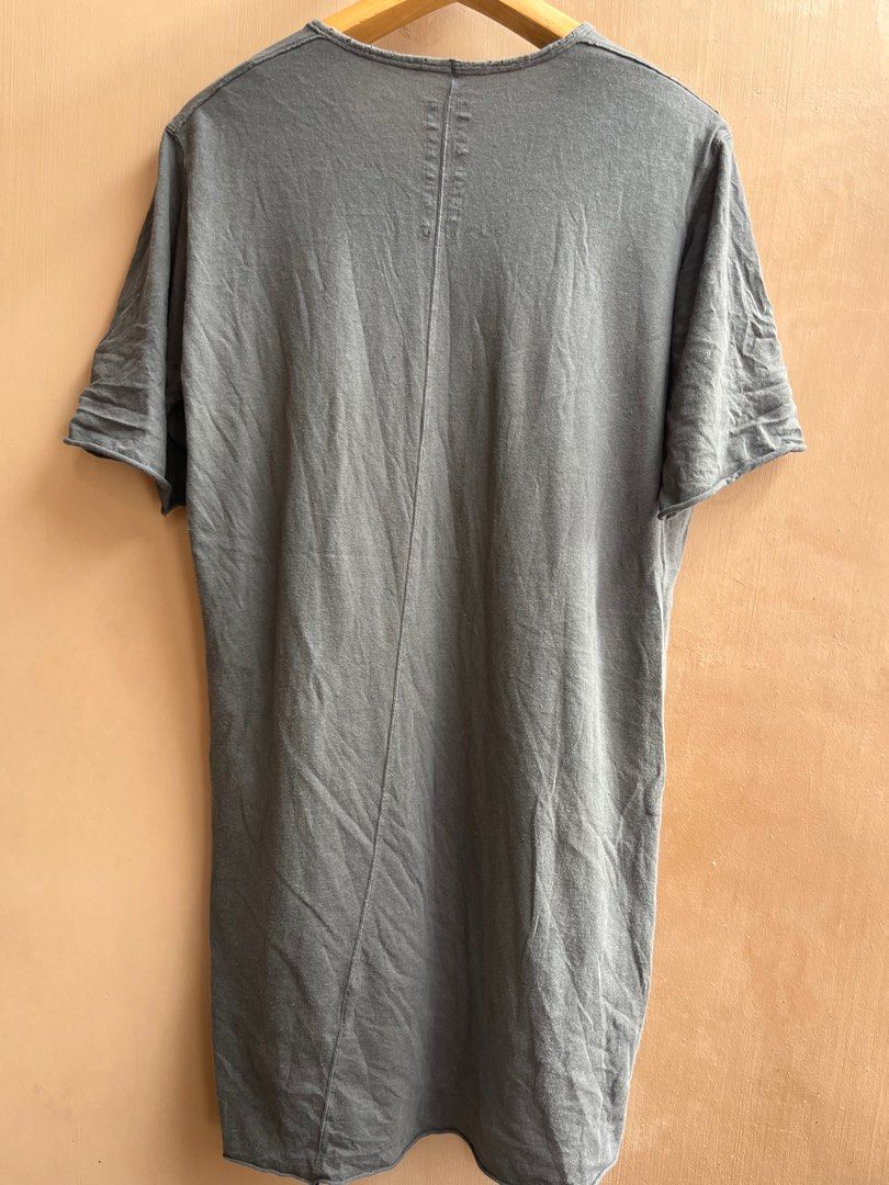 Rick Owens Pentagram OG Archival Tee (Category: Luxury Apparel) located in Calapan. Submitted by axlefinestpicks (Listing ID 1266867942, Image 2). Description: Authentic Rick Owens Tee Long tee Medium fit Cut washtag and drkshdw ribbon.