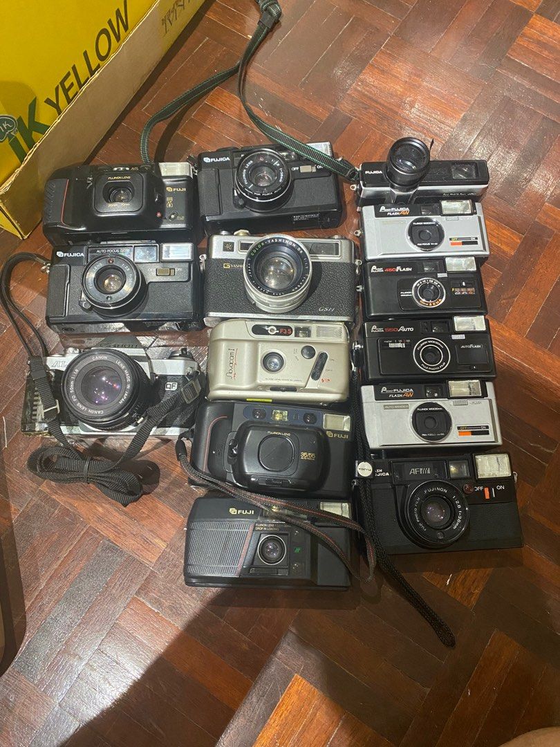 Secondhand film cameras, Photography, Cameras on Carousell