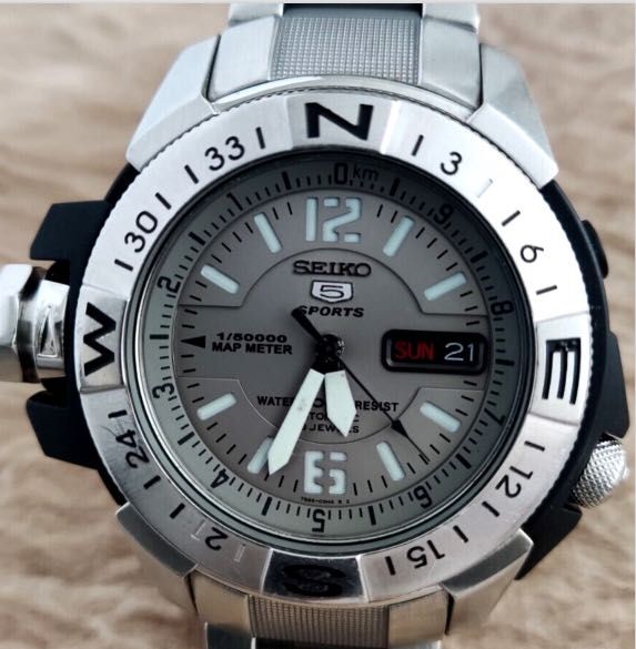 SEIKO 7S36 02K0 1 50000 MAP METER 200m MILE MARKER SKZ221K1 SS DAY