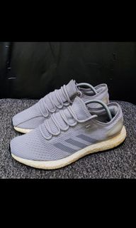 (Kategori: ) berada di . Dikirim oleh sigra_shoes (ID iklan 1266870887, Gambar 1). Deskripsi: .